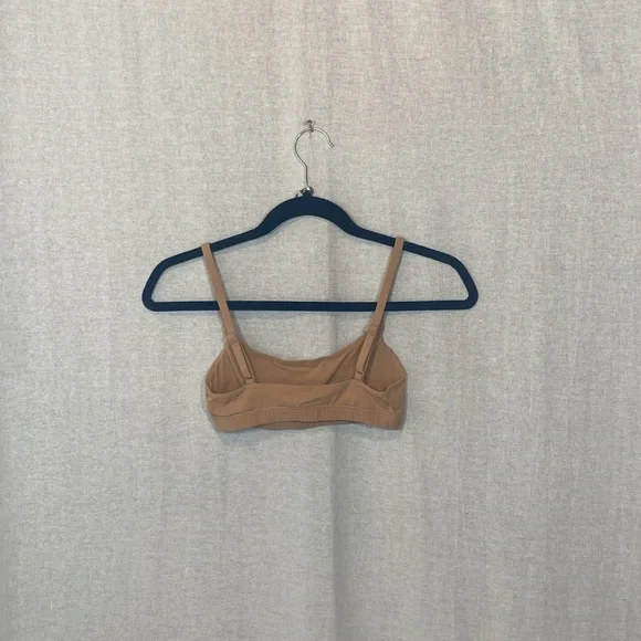 SKIMS Scoop Bralette Nude SZ XS LIKE NEW - Picture 6 of 6